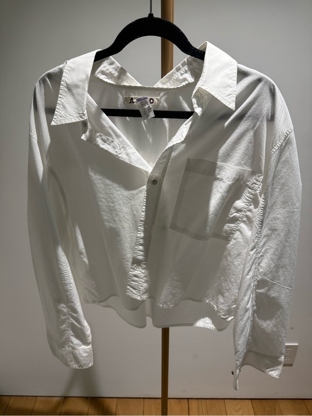 Amo Ruth crop button down L - Picture 6 of 8